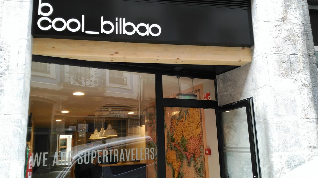Egunon Bilbao Hostel Екстериор снимка