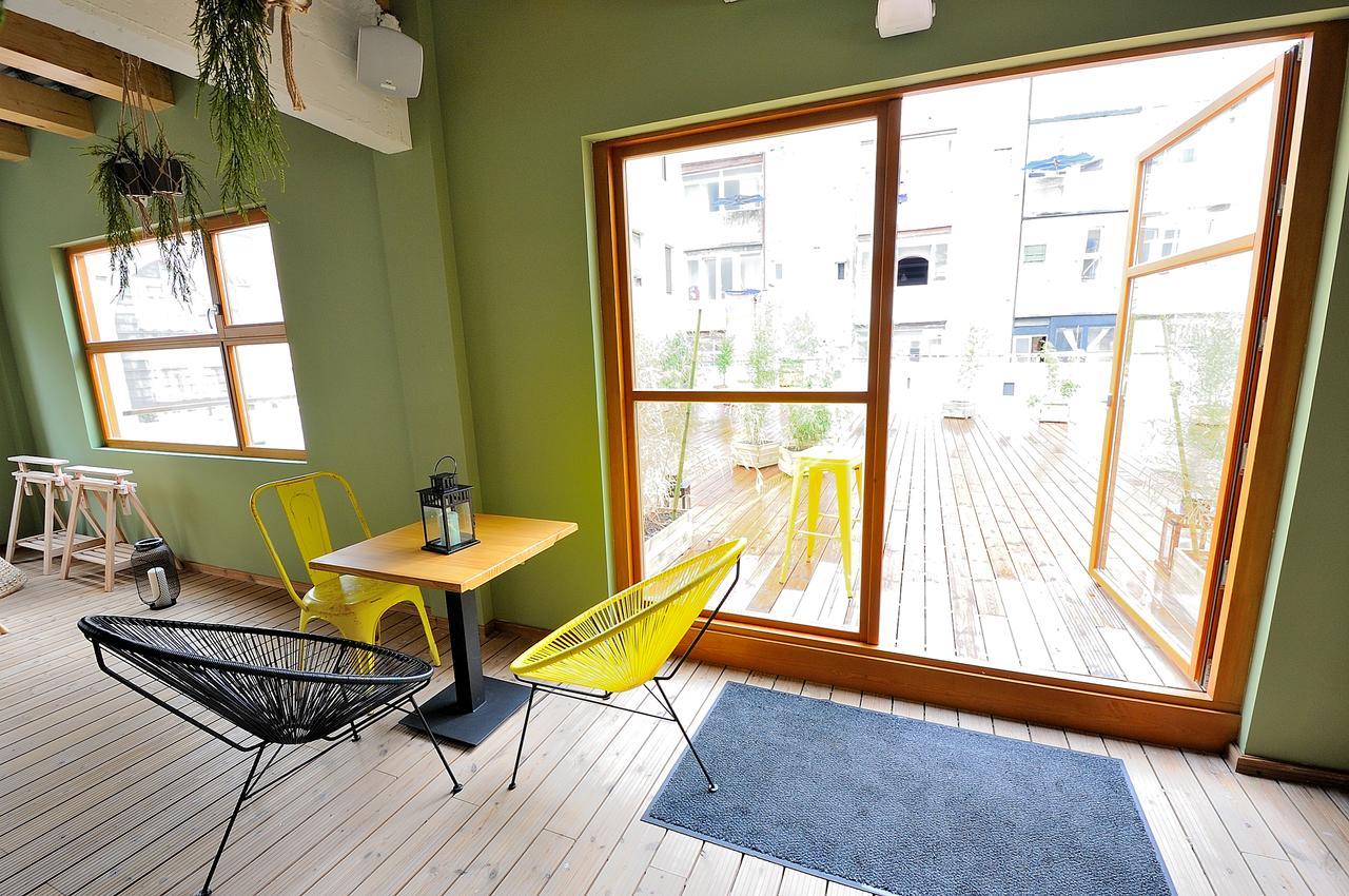 Egunon Bilbao Hostel Екстериор снимка