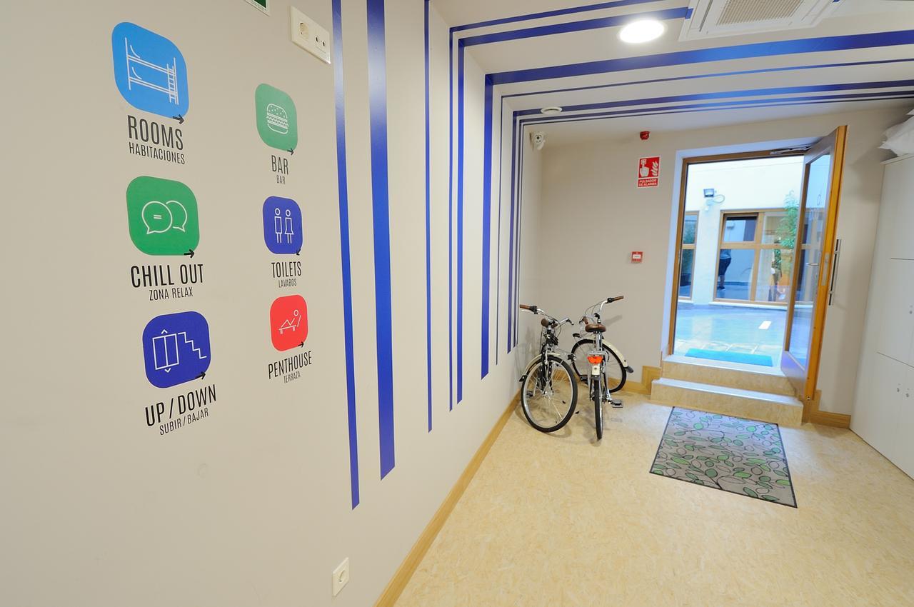 Egunon Bilbao Hostel Екстериор снимка