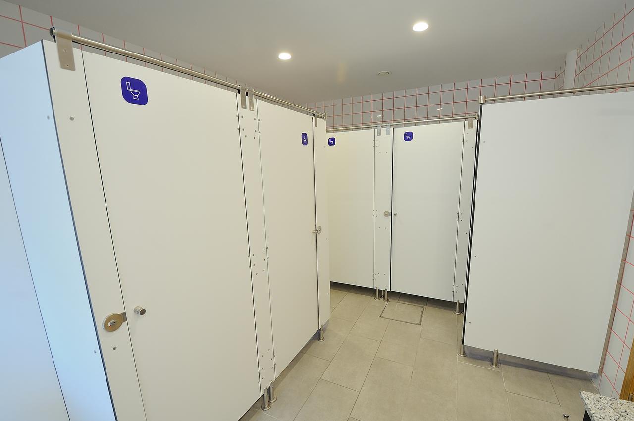 Egunon Bilbao Hostel Екстериор снимка