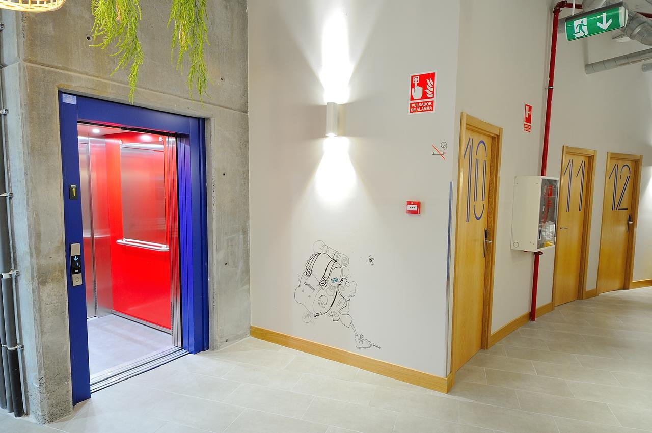 Egunon Bilbao Hostel Екстериор снимка