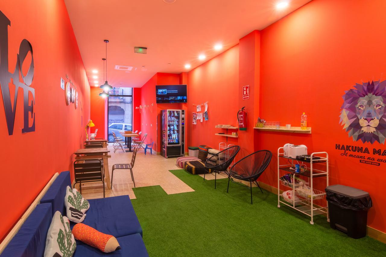 Egunon Bilbao Hostel Екстериор снимка