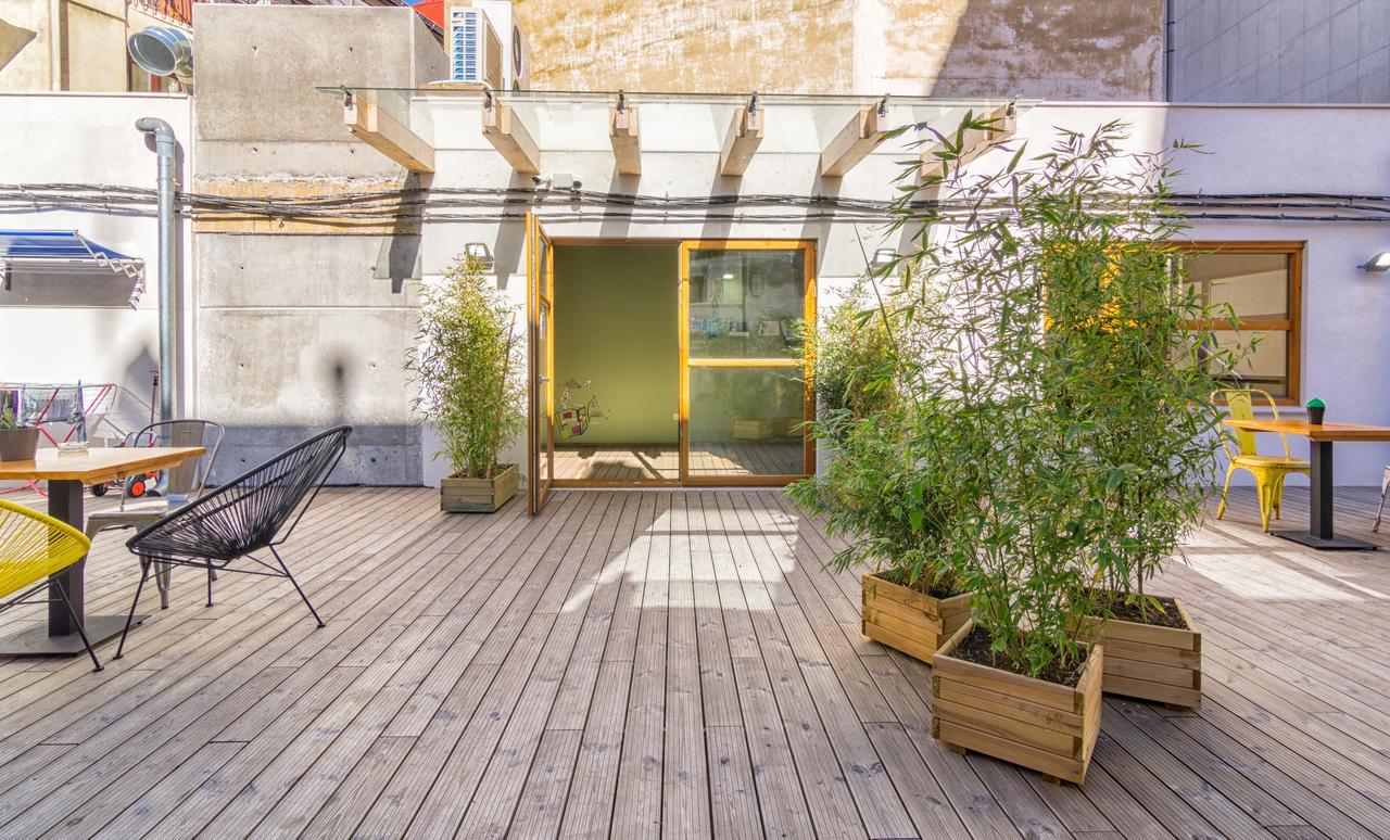 Egunon Bilbao Hostel Екстериор снимка